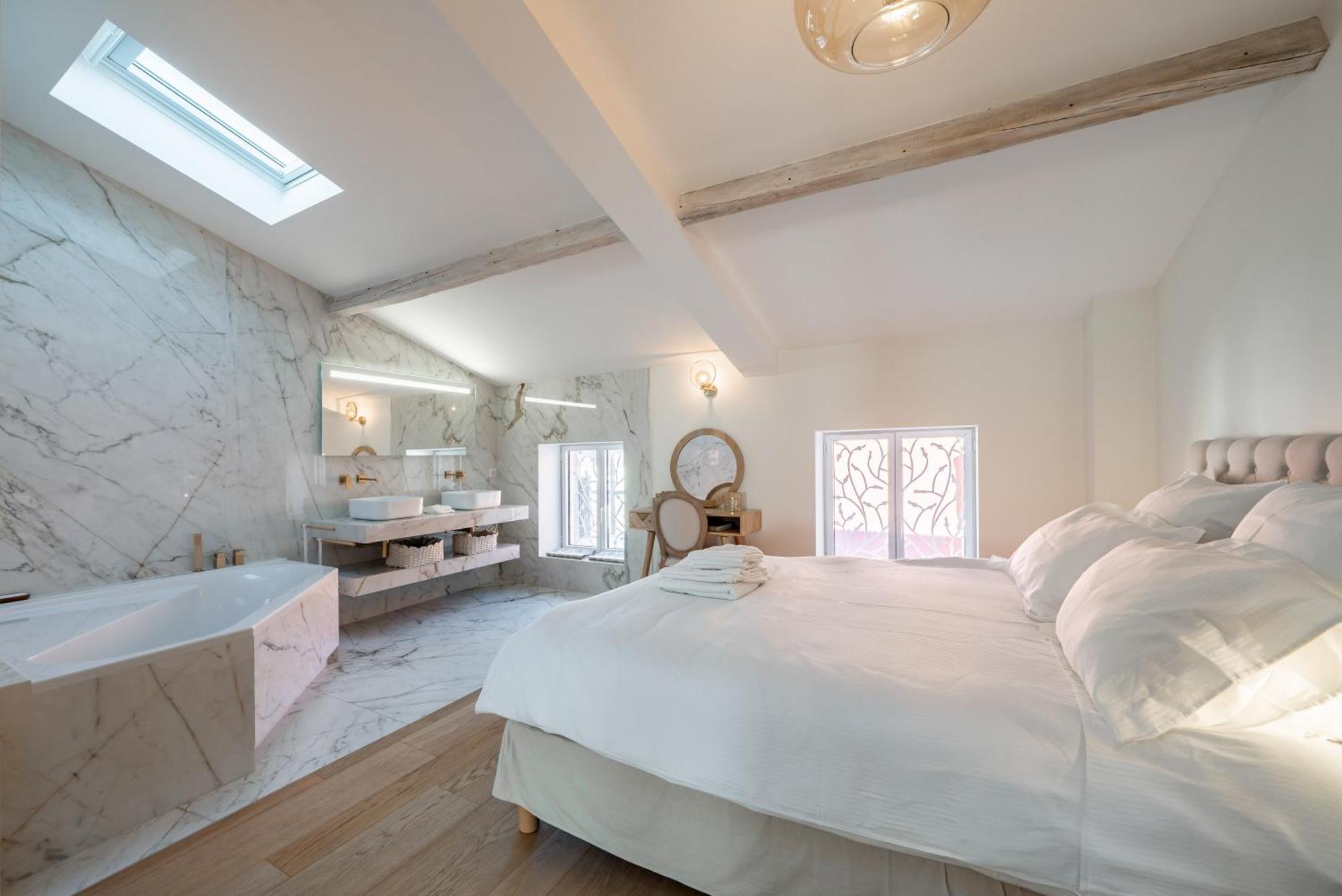 4 Pieces Sur La Rue D'antibes - Renove Et Climatise * Cannes